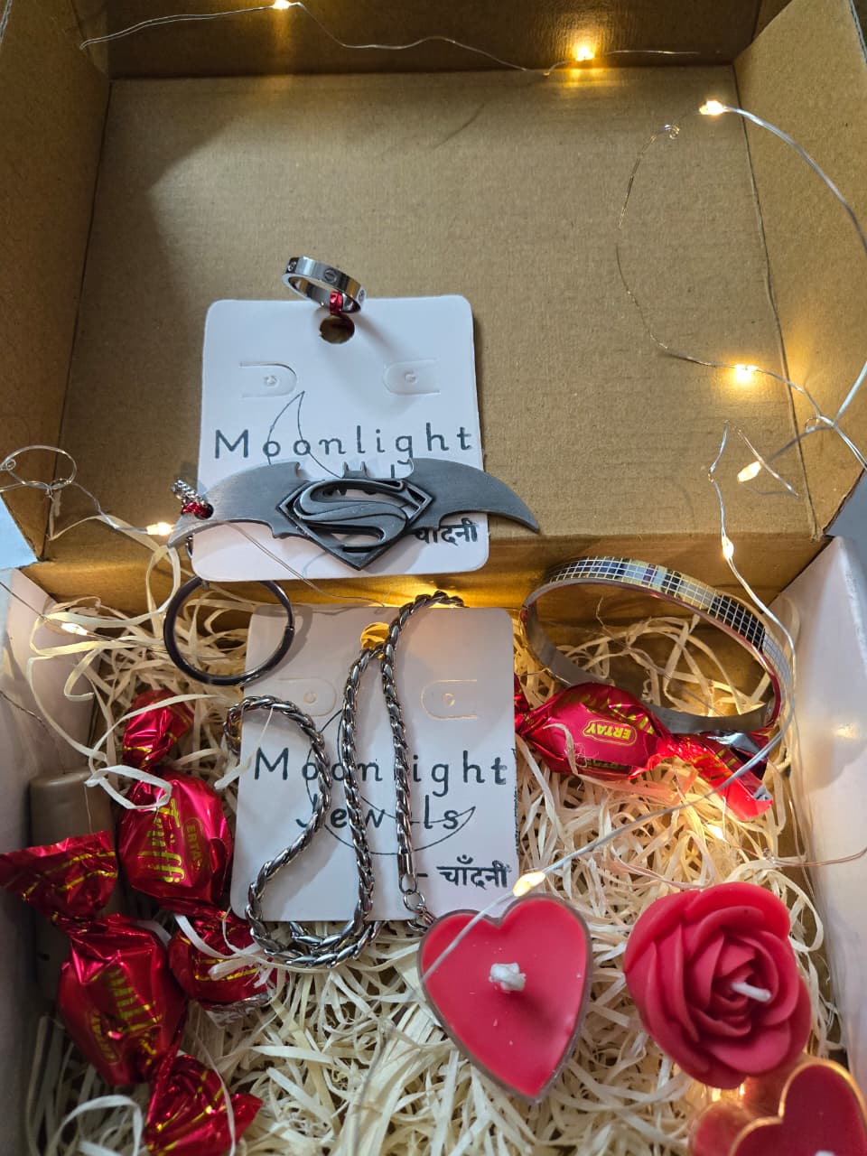 Gift Hampers and Combos | Starting @ Rs.199/-