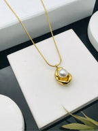 Elegant Pearl Pendant Necklace | Anti-Tarnish