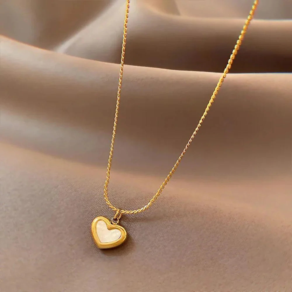 Mini Heart Pendant Neckchain | Anti Tarnish Jewellery