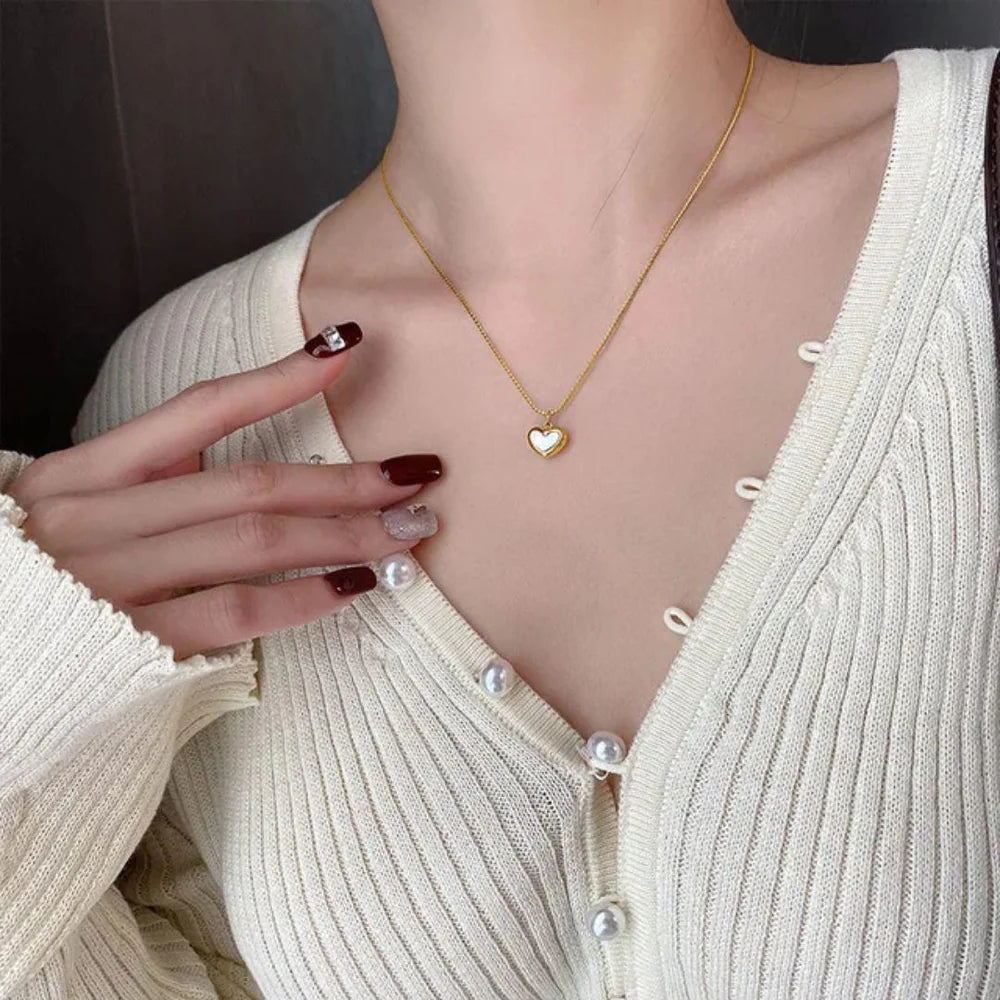 Mini Heart Pendant Neckchain | Anti Tarnish Jewellery