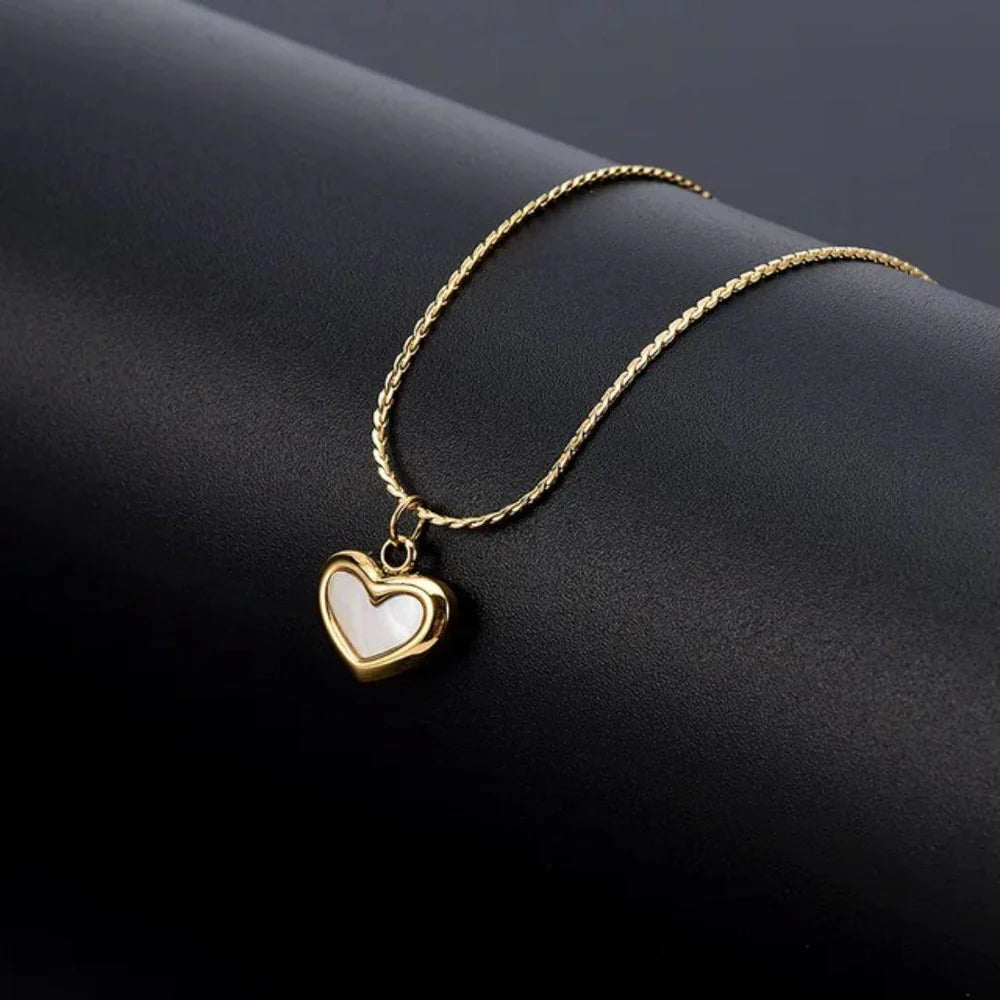 Mini Heart Pendant Neckchain | Anti Tarnish Jewellery