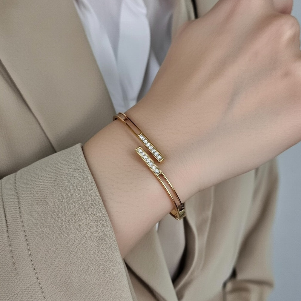 Premium Finish Anti-Tarnish Kada Bracelet